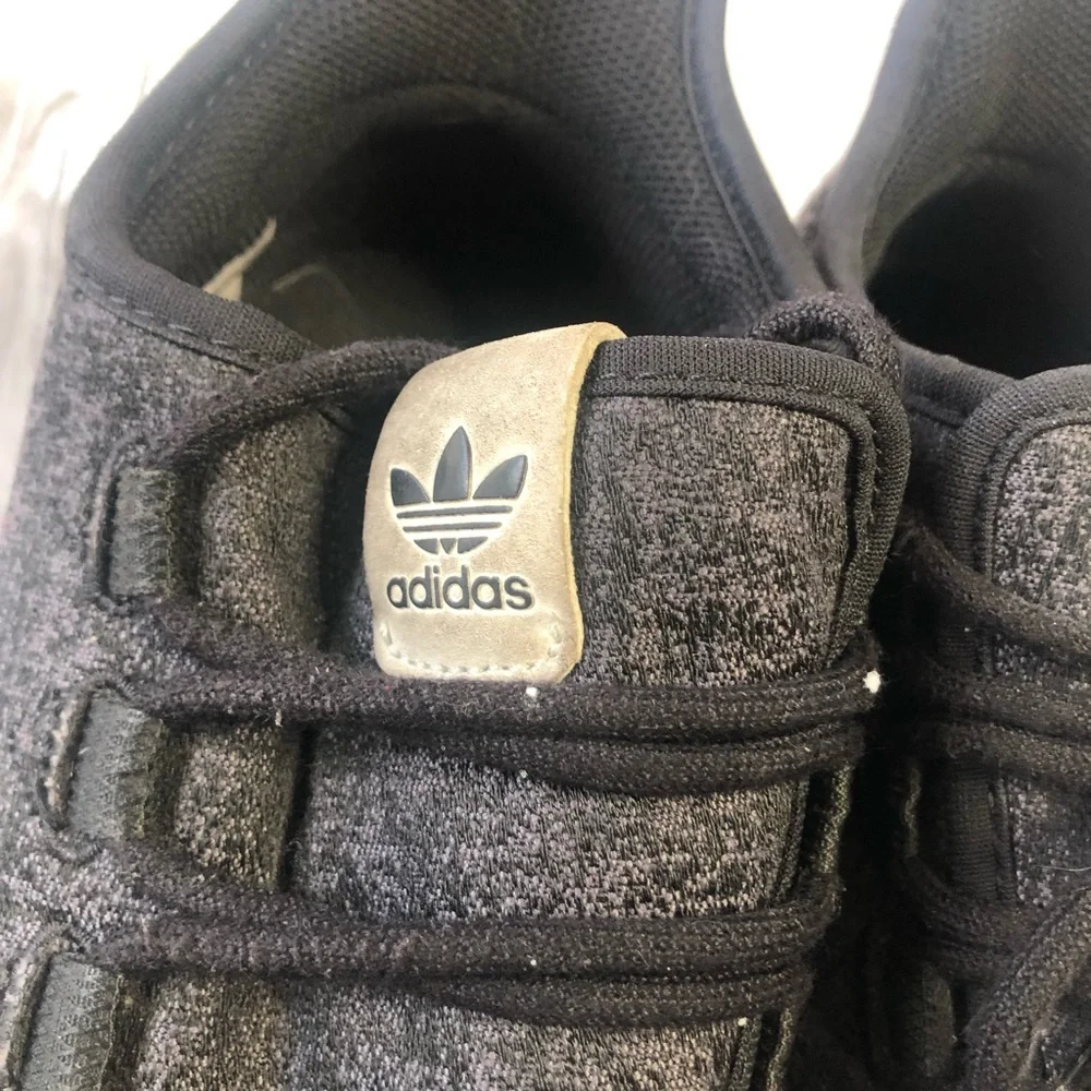Adidas Sneakers Womens Size 8 Gray PYV 702001 Tubular Shadow Shoes